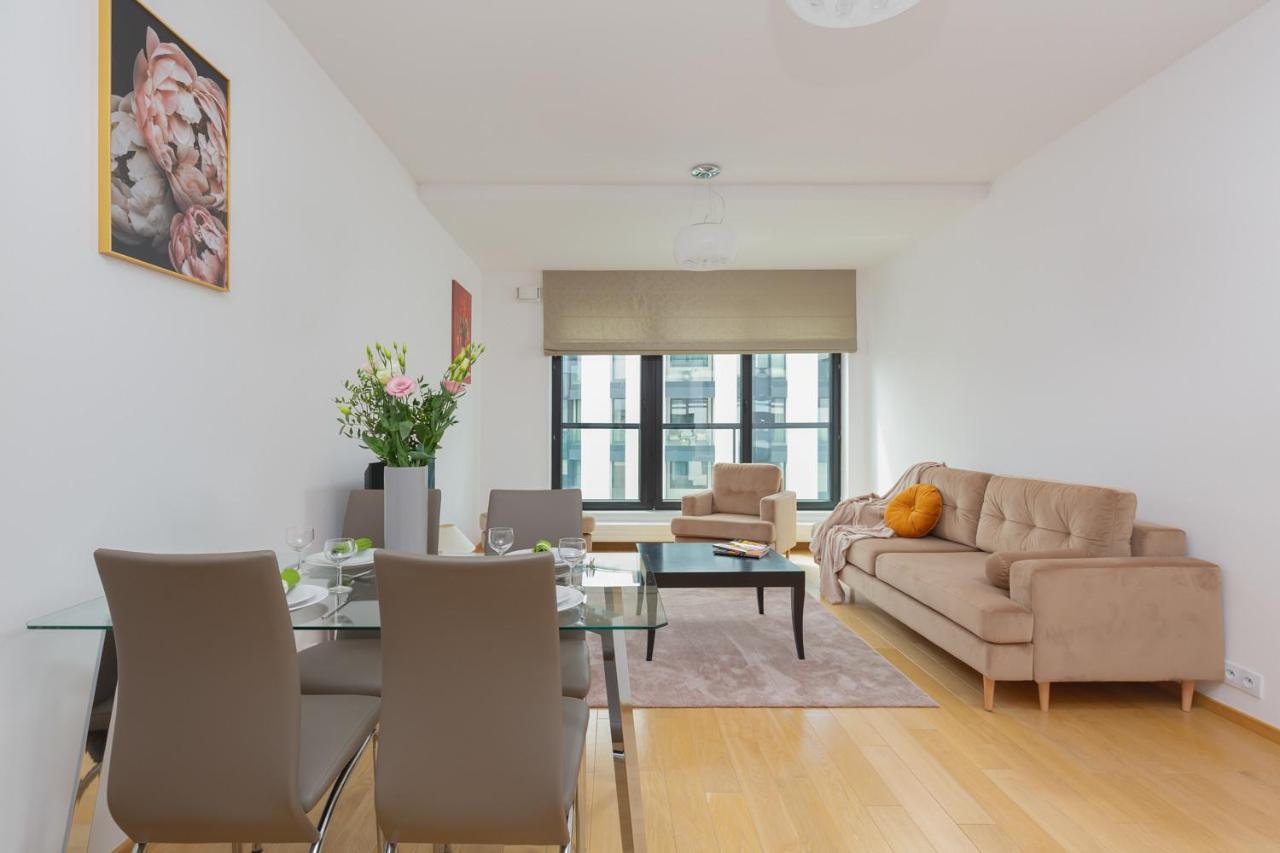Dzielna Apartment Warsaw Wola By Noclegi Renters Екстериор снимка