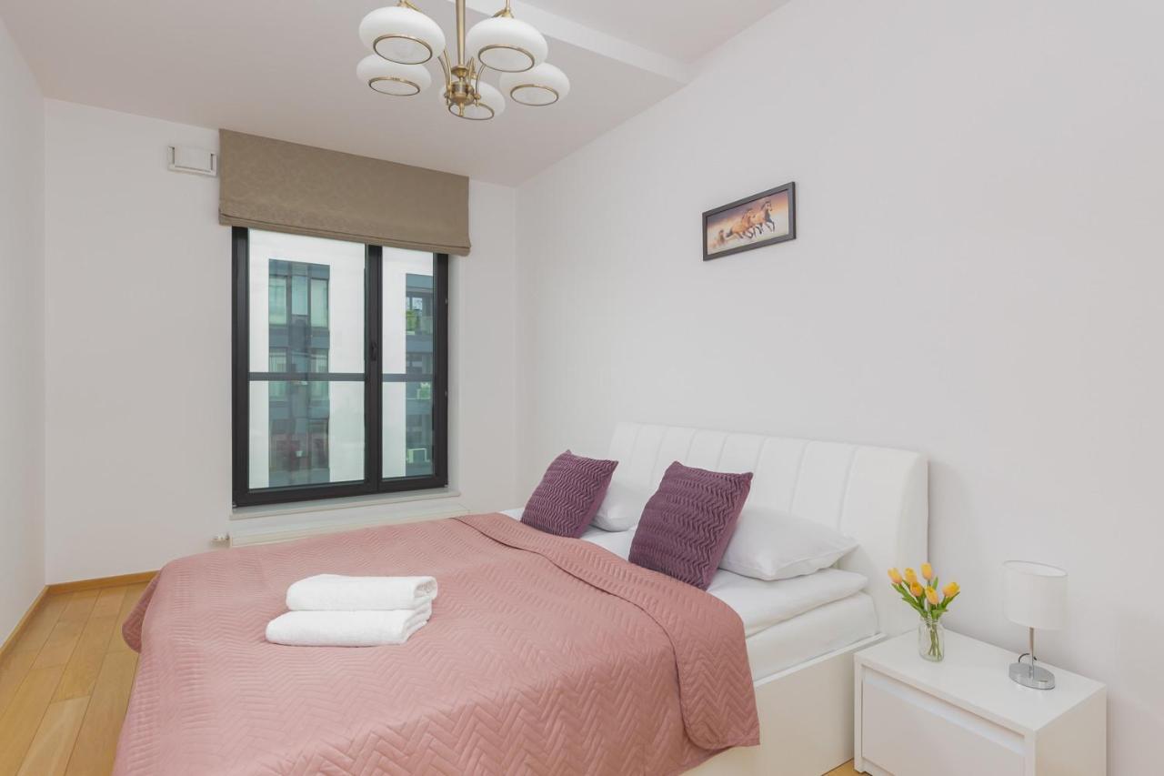 Dzielna Apartment Warsaw Wola By Noclegi Renters Екстериор снимка