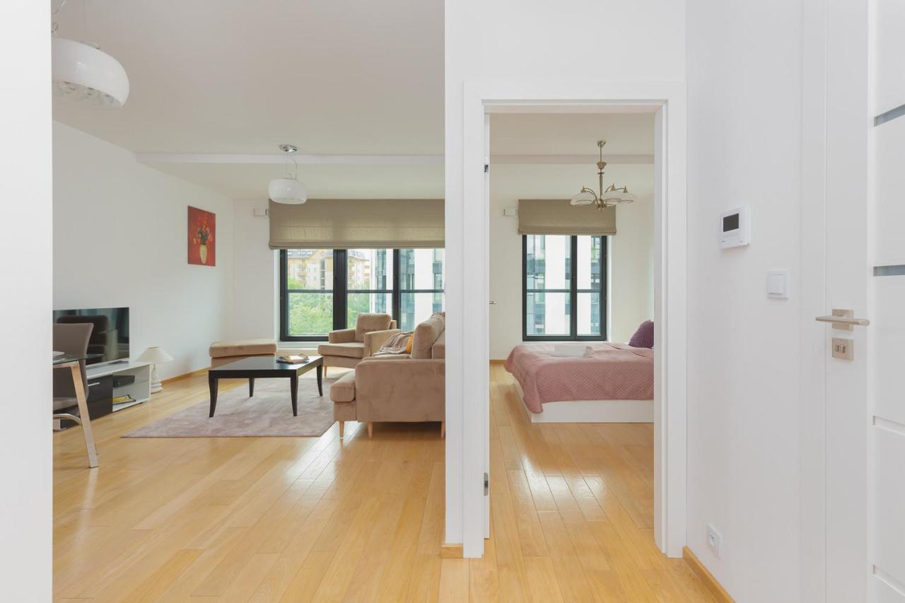 Dzielna Apartment Warsaw Wola By Noclegi Renters Екстериор снимка
